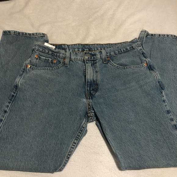 levis pants price